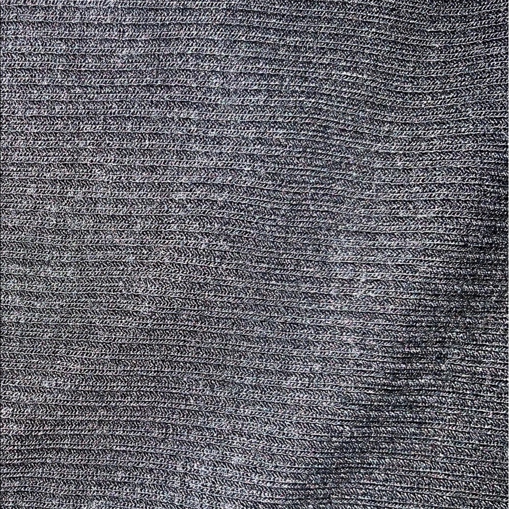 Soprano Ribbed Crop Top - Picture 3 of 3